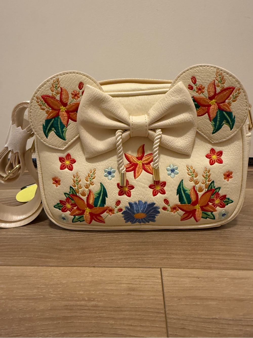 Loungefly Cream Floral Embroidered Crossbody with Minnie Ears and Bow NWT